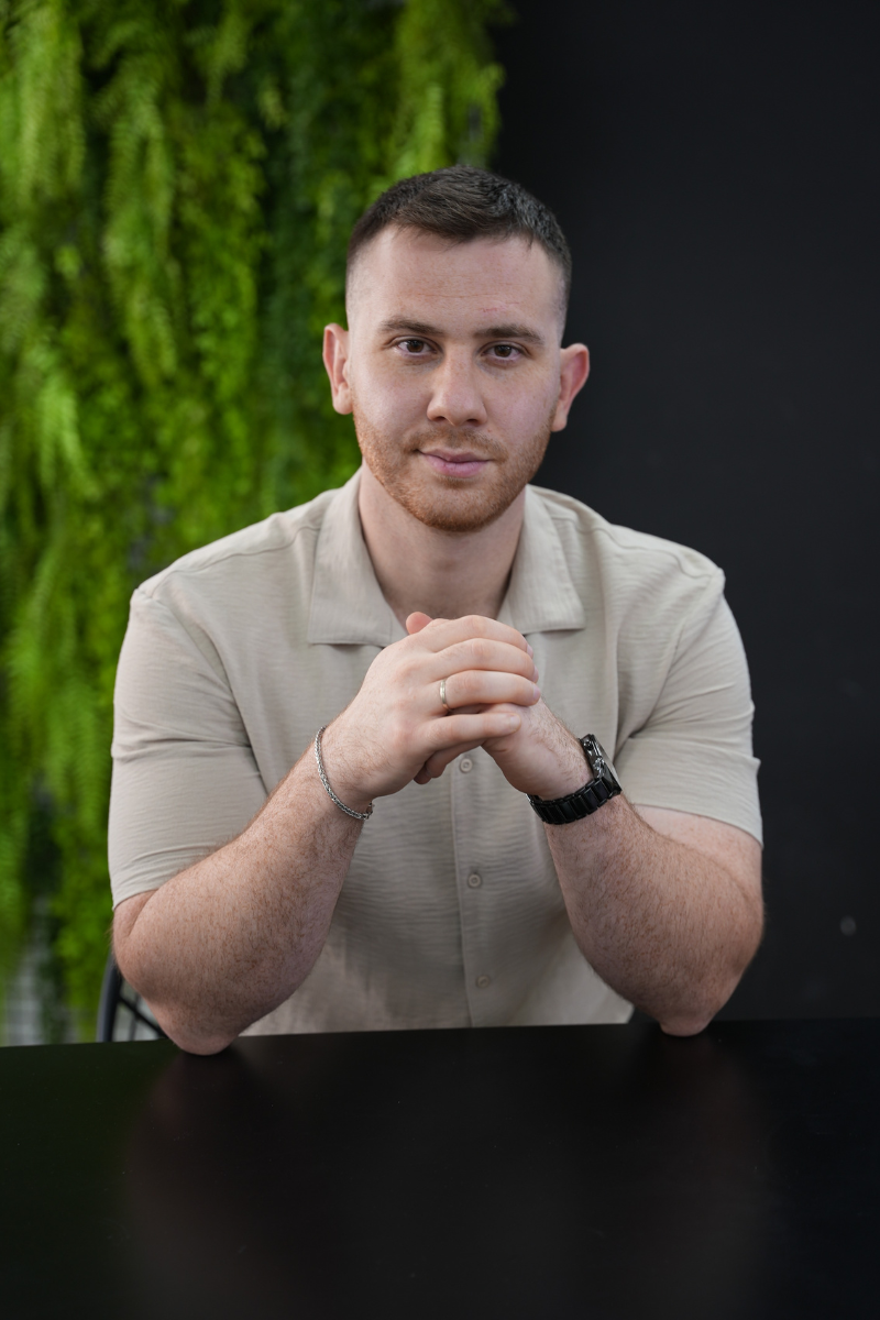 Edi Efraimov - Professional